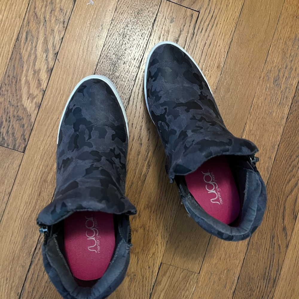 Sugar Black Camouflage Wedge Sneakers